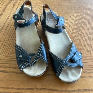 Dansko womens sandals